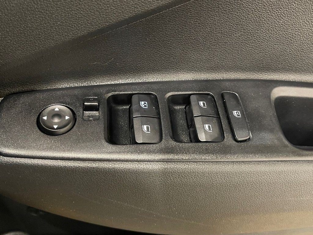 Used Hyundai i10 2021 for sale - 76923491: Photo 18