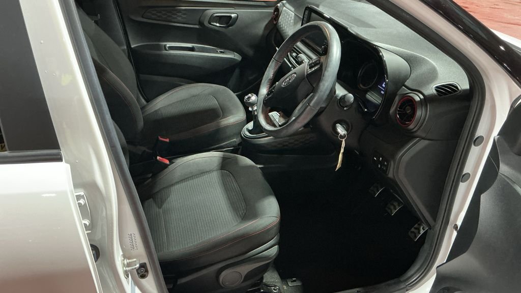 Used Hyundai i10 2021 for sale - 76923491: Photo 9