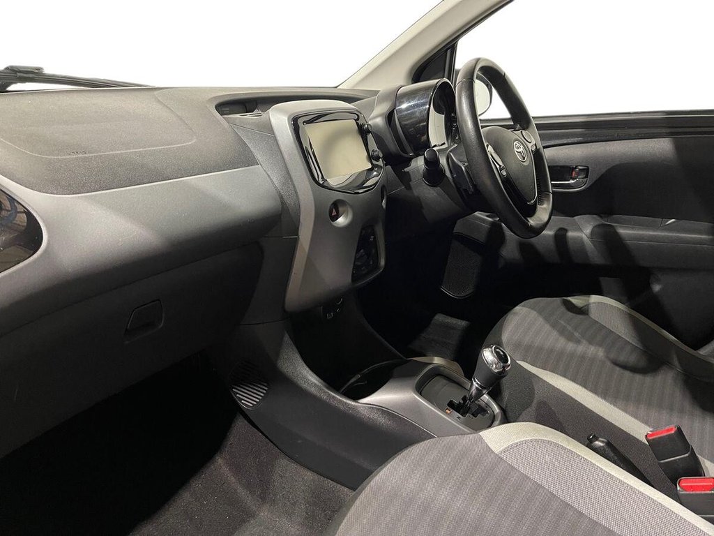 Used Toyota AYGO 2018 for sale - 76751066: Photo 14