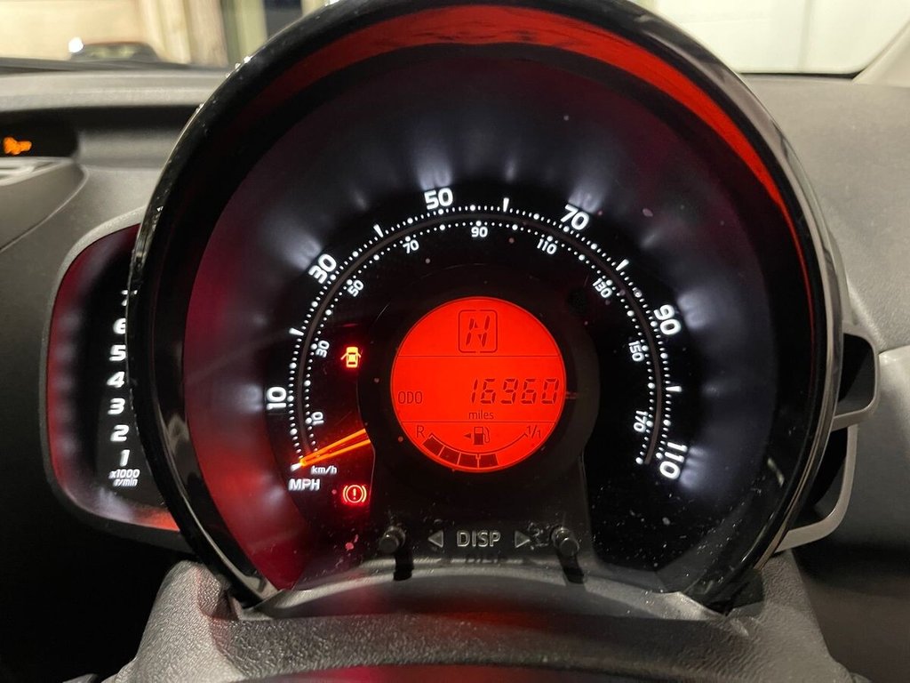 Used Toyota AYGO 2018 for sale - 76751066: Photo 22