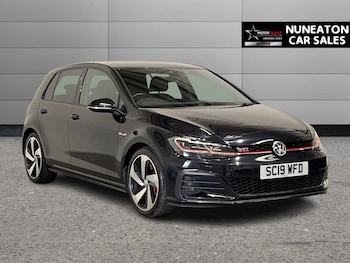 Volkswagen - Golf