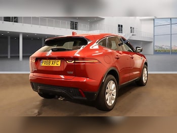 Used Jaguar E-Pace 2018 for sale - 76203521: Photo 4