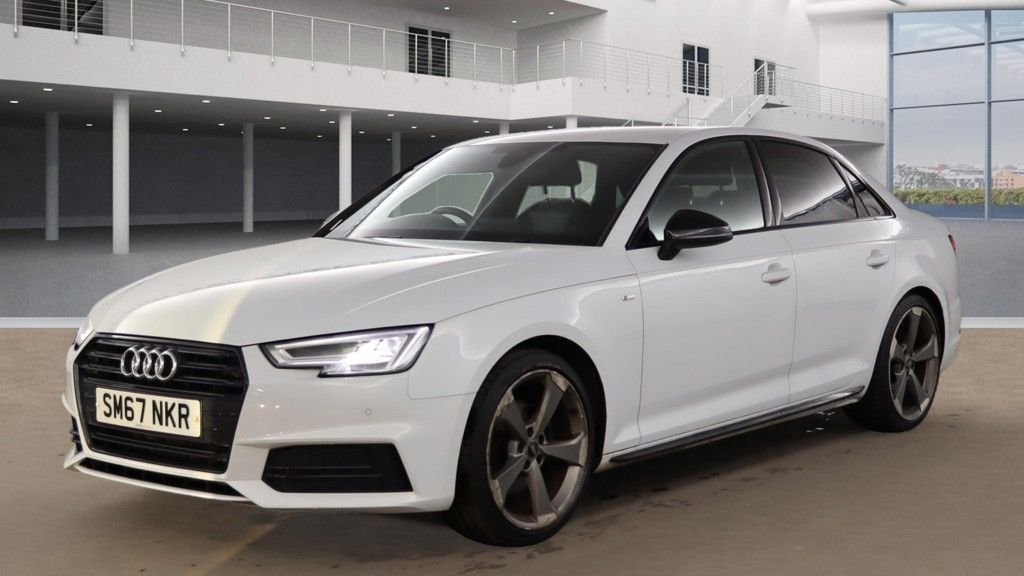 Used Audi A4 2018 for sale - 76454436: Photo 2