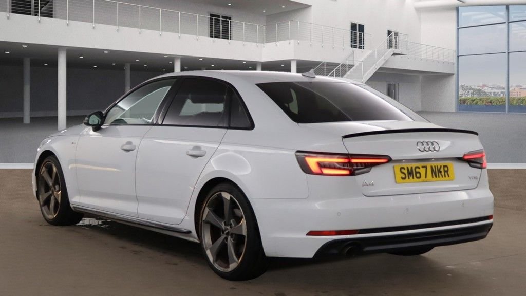 Used Audi A4 2018 for sale - 76454436: Photo 3