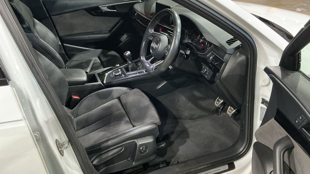 Used Audi A4 2018 for sale - 76454436: Photo 9