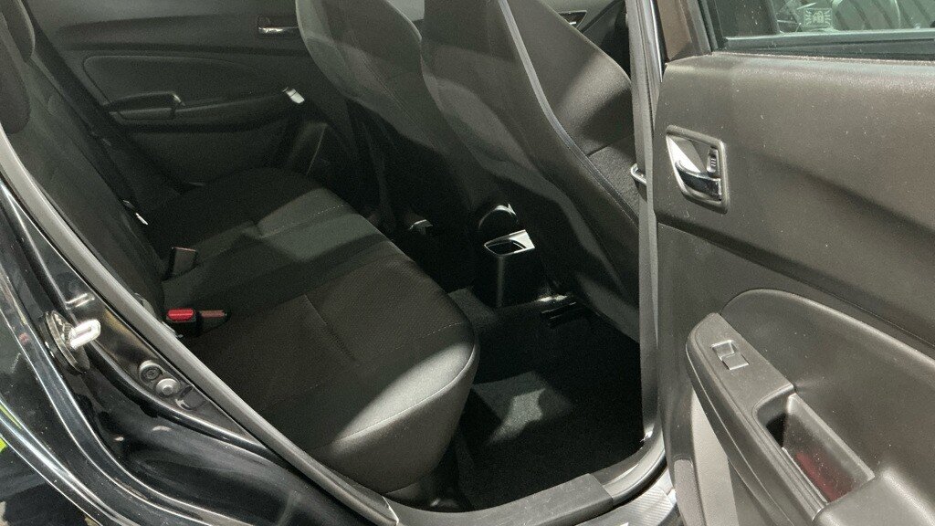 Used Suzuki Swift 2018 for sale - 78082726: Photo 14