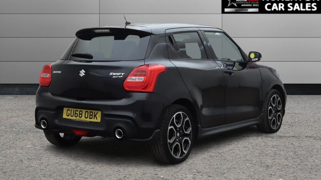 Used Suzuki Swift 2018 for sale - 78082726: Photo 3