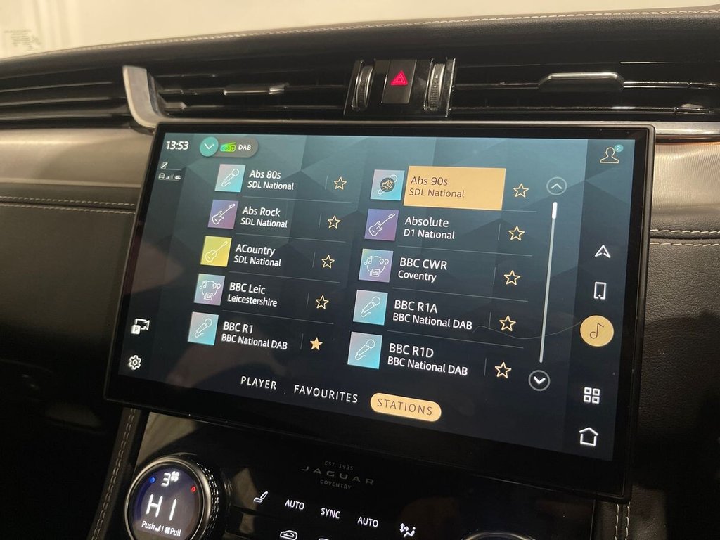 Used Jaguar F-Pace 2021 for sale - 76867825: Photo 11