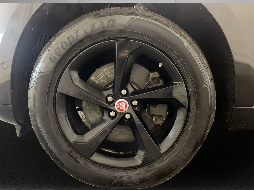 Used Jaguar F-Pace 2021 for sale - 76867825: Photo 12