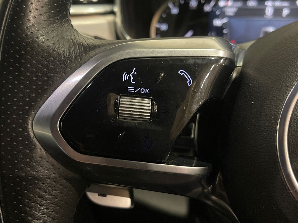 Used Jaguar F-Pace 2021 for sale - 76867825: Photo 24