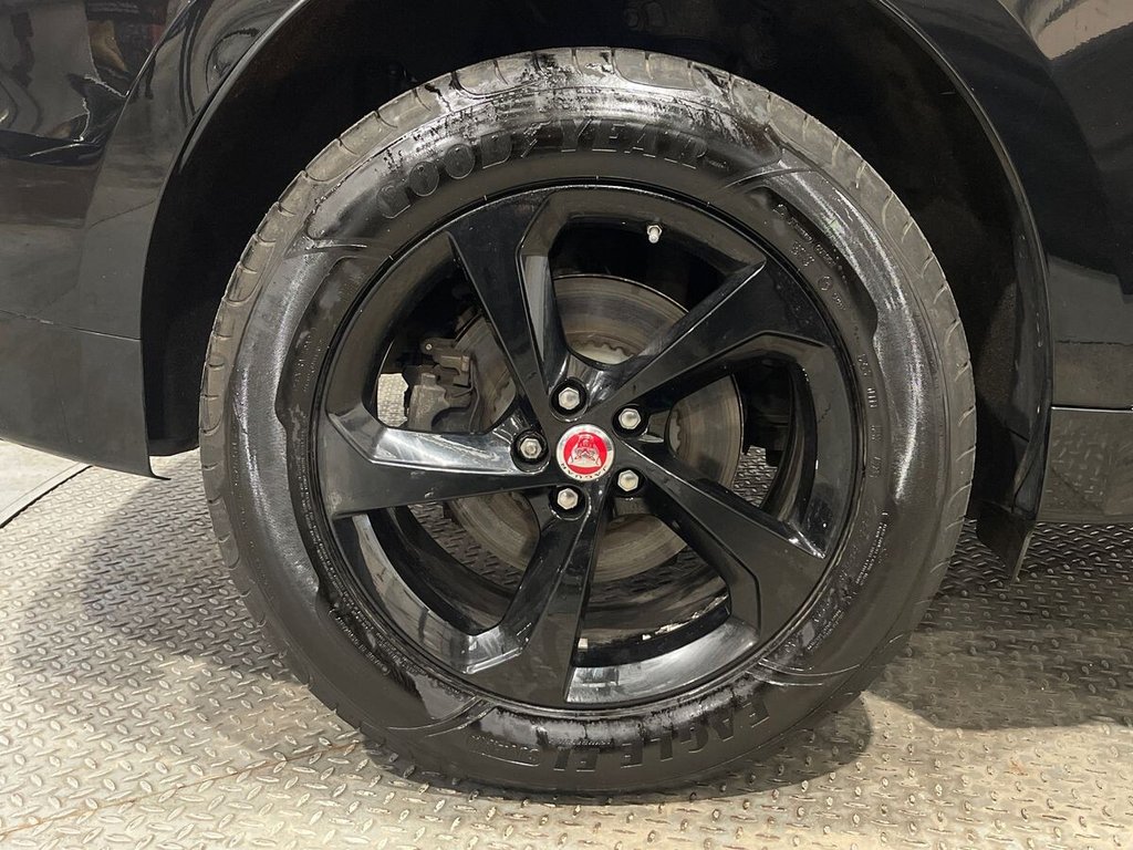 Used Jaguar F-Pace 2021 for sale - 76867825: Photo 31