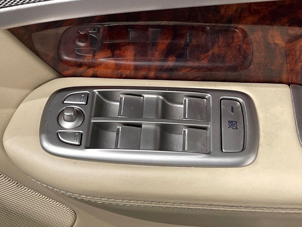 Used Jaguar XF 2010 for sale - 77849719: Photo 18