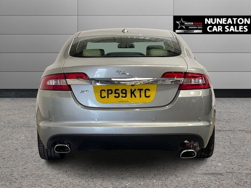 Used Jaguar XF 2010 for sale - 77849719: Photo 4