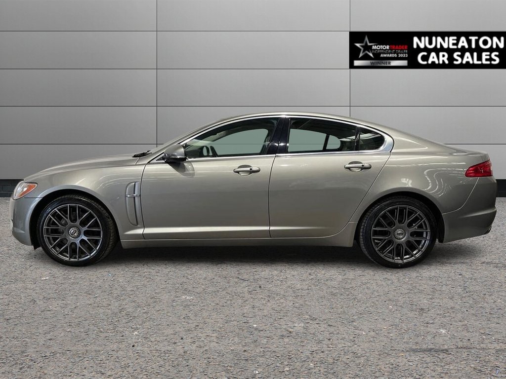 Used Jaguar XF 2010 for sale - 77849719: Photo 6