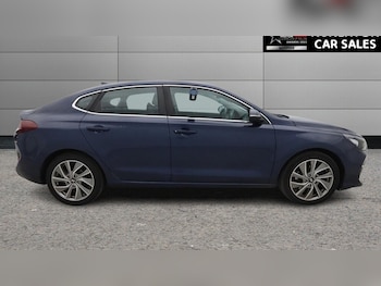 Used Hyundai i30 2018 for sale - 78811266: Photo