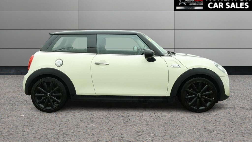 Used MINI Hatch 2018 for sale - 77806149: Photo 2