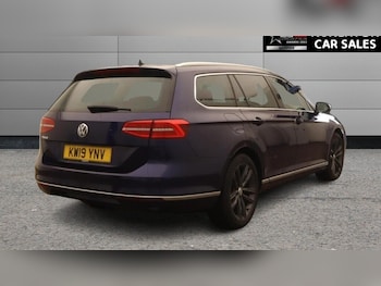 Used Volkswagen Passat 2019 for sale - 75830970: Photo