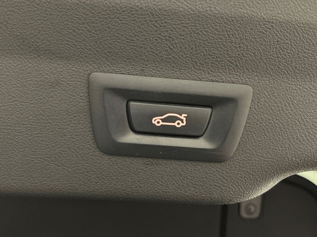 Used BMW 6 Series 2018 for sale - 77693527: Photo 32