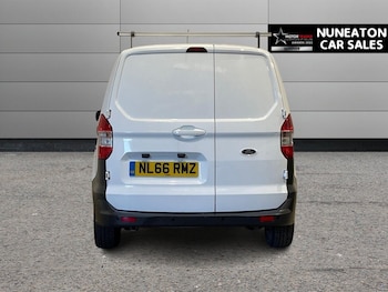 Used Ford Transit Courier 2016 for sale - 78444231: Photo