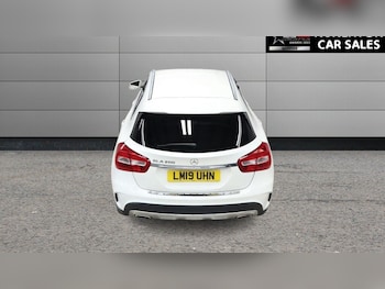 Used Mercedes-Benz GLA 2019 for sale - 78372835: Photo