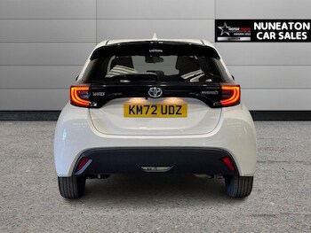 Used Toyota Yaris 2022 for sale - 75642443: Photo