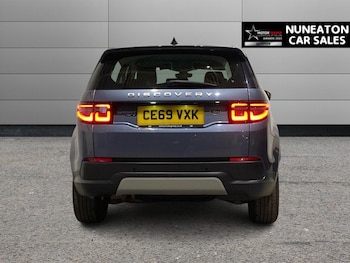 Used Land Rover Discovery Sport 2019 for sale - 76520819: Photo