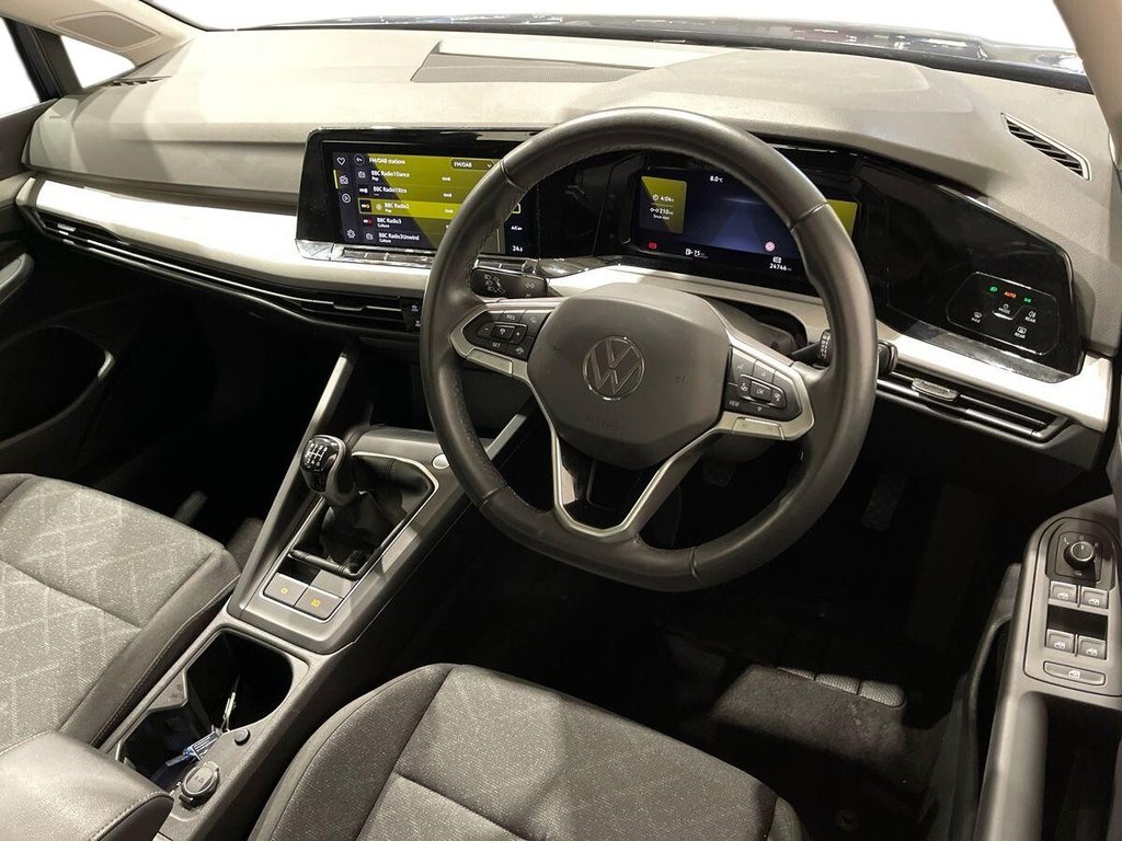 Used Volkswagen Golf 2023 for sale - 77703528: Photo 9