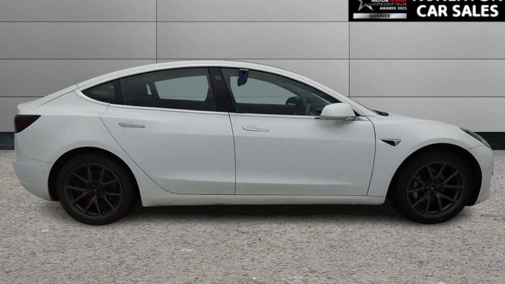 Used Tesla Model 3 2019 for sale - 77276025: Photo 2