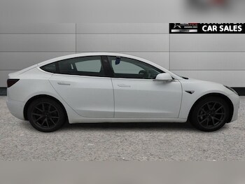 Used Tesla Model 3 2019 for sale - 77276025: Photo