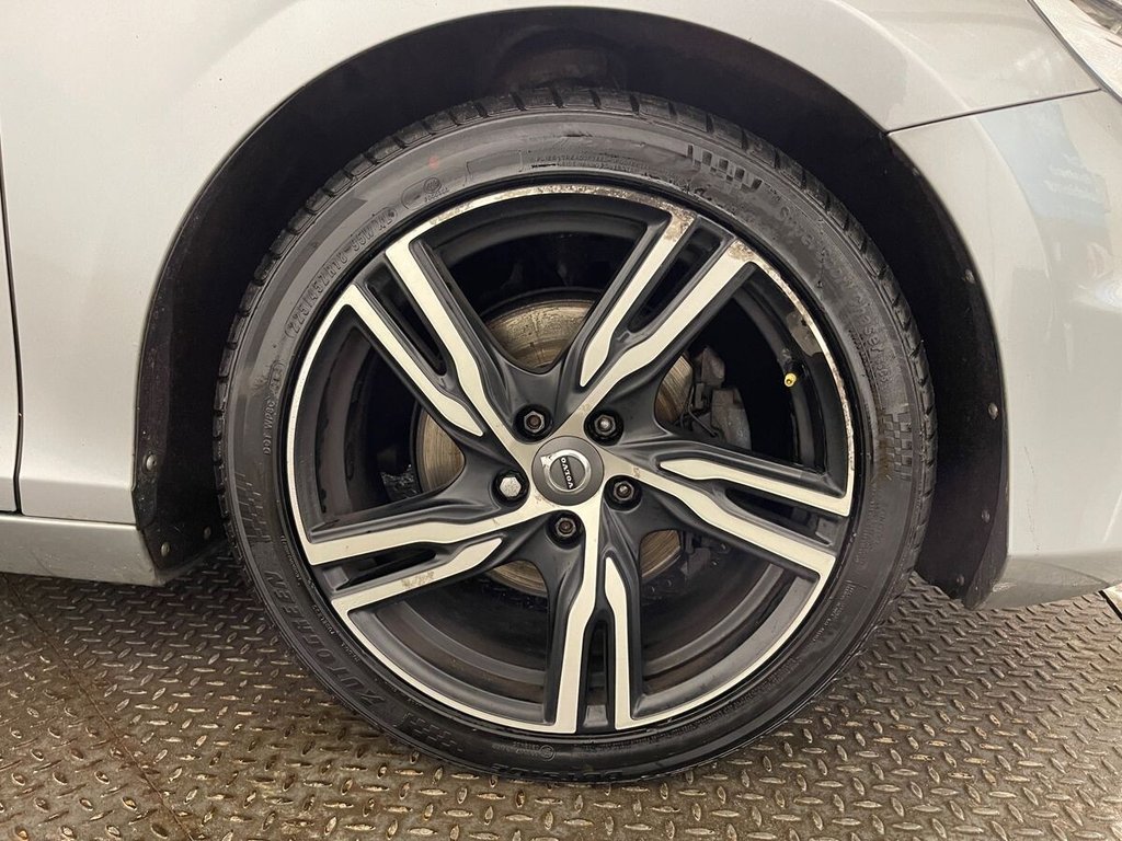 Used Volvo V40 2017 for sale - 77263754: Photo 32