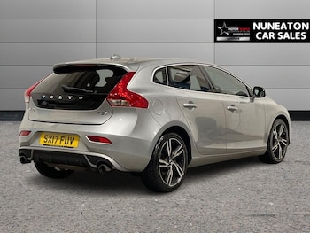 Used Volvo V40 2017 for sale - 77263754: Photo