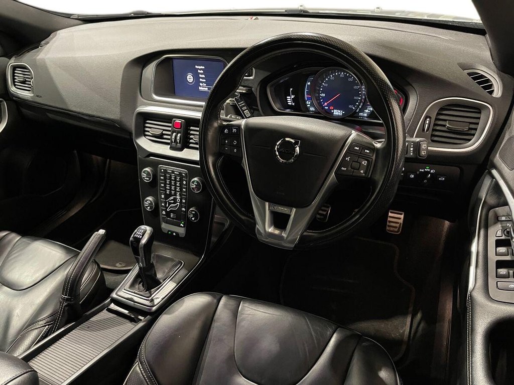 Used Volvo V40 2017 for sale - 77263754: Photo 9