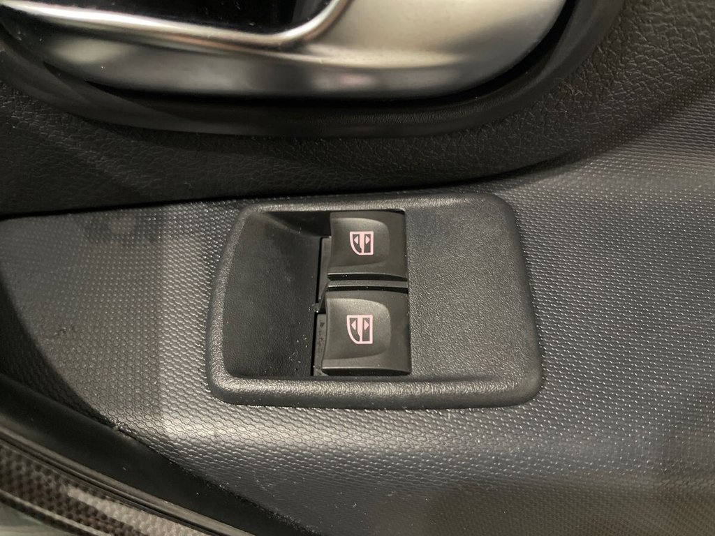 Used Dacia Sandero 2020 for sale - 76900839: Photo 16