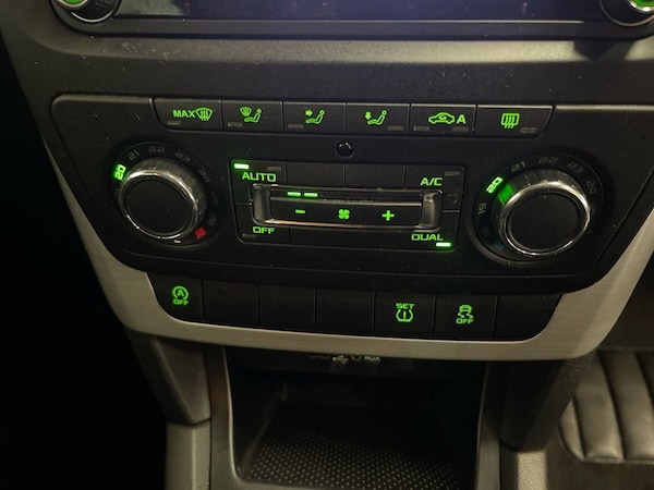 Used Skoda Yeti 2016 for sale - 76202833: Photo 17