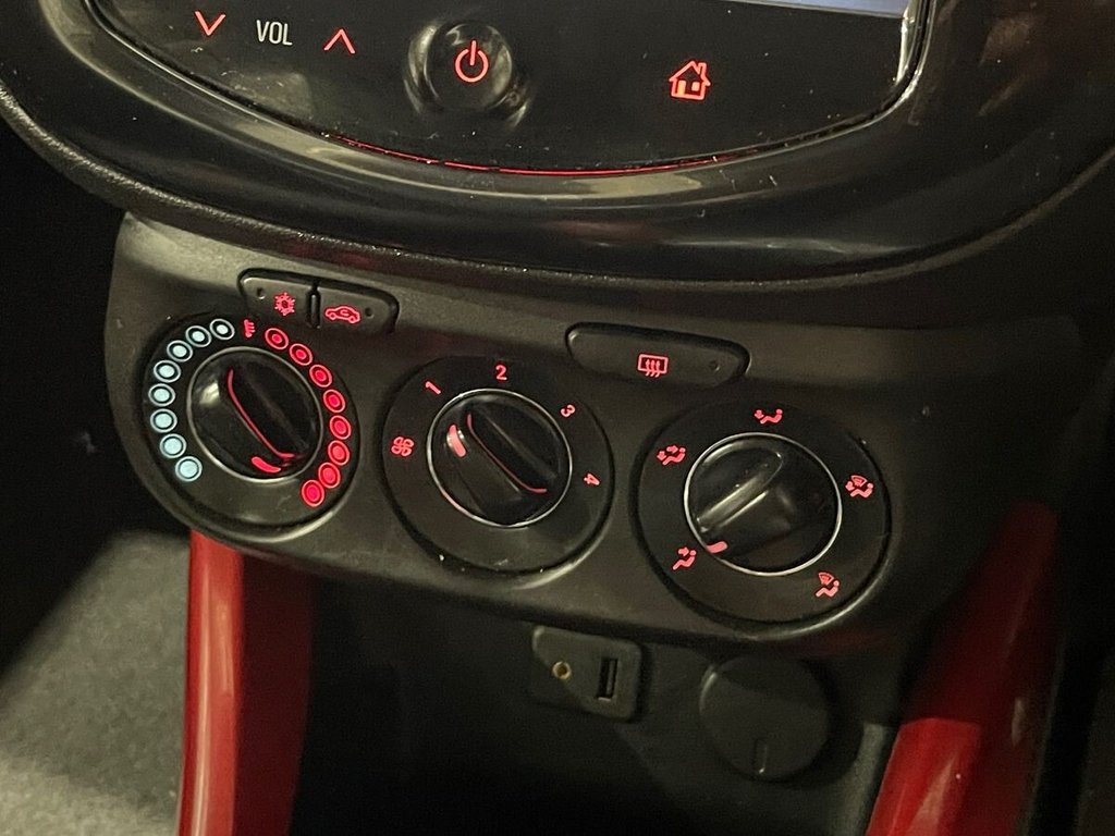 Used Vauxhall ADAM 2014 for sale - 76610301: Photo 15