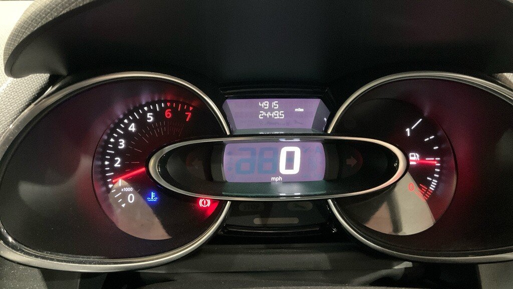 Used Renault Clio 2019 for sale - 77966786: Photo 16