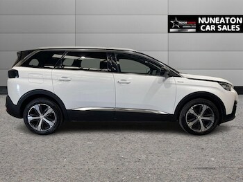 Used Peugeot 5008 2019 for sale - 76245184: Photo 2