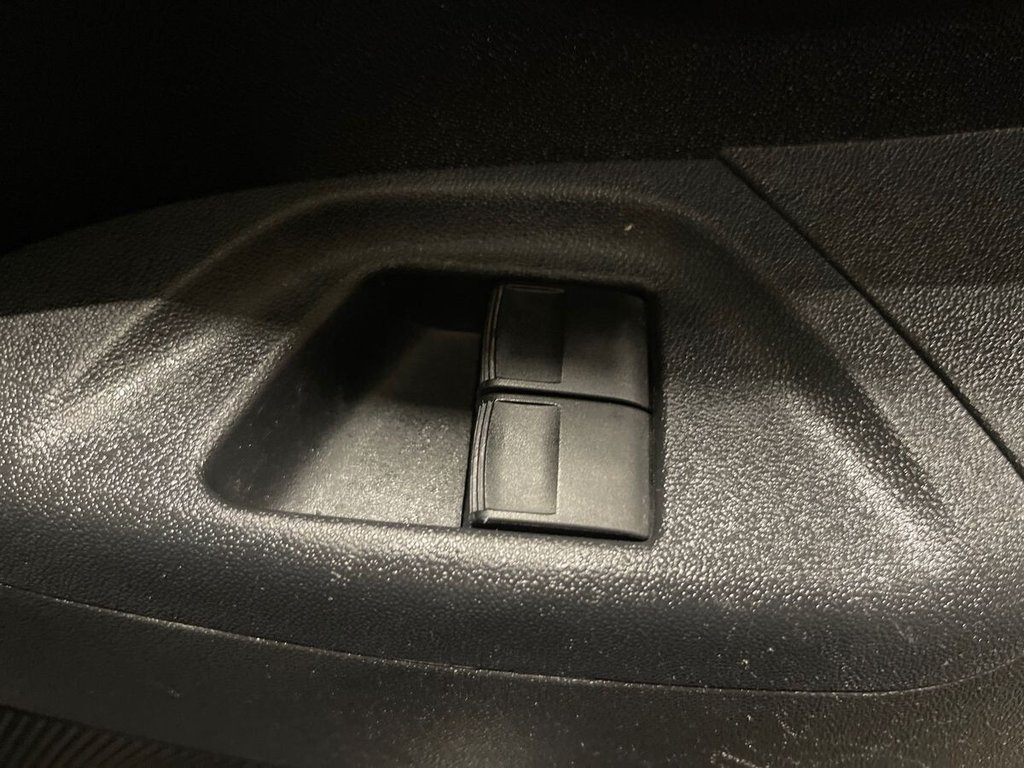 Used Peugeot 108 2016 for sale - 77031074: Photo 18