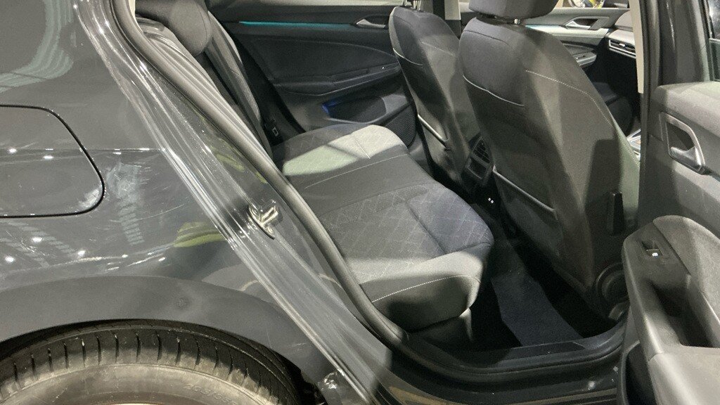 Used Volkswagen Golf 2023 for sale - 77464005: Photo 14