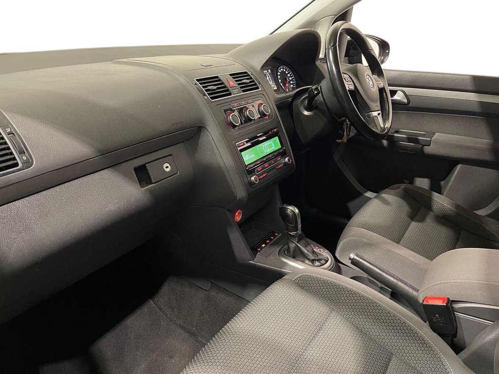 Used Volkswagen Touran 2014 for sale - 77172264: Photo 14