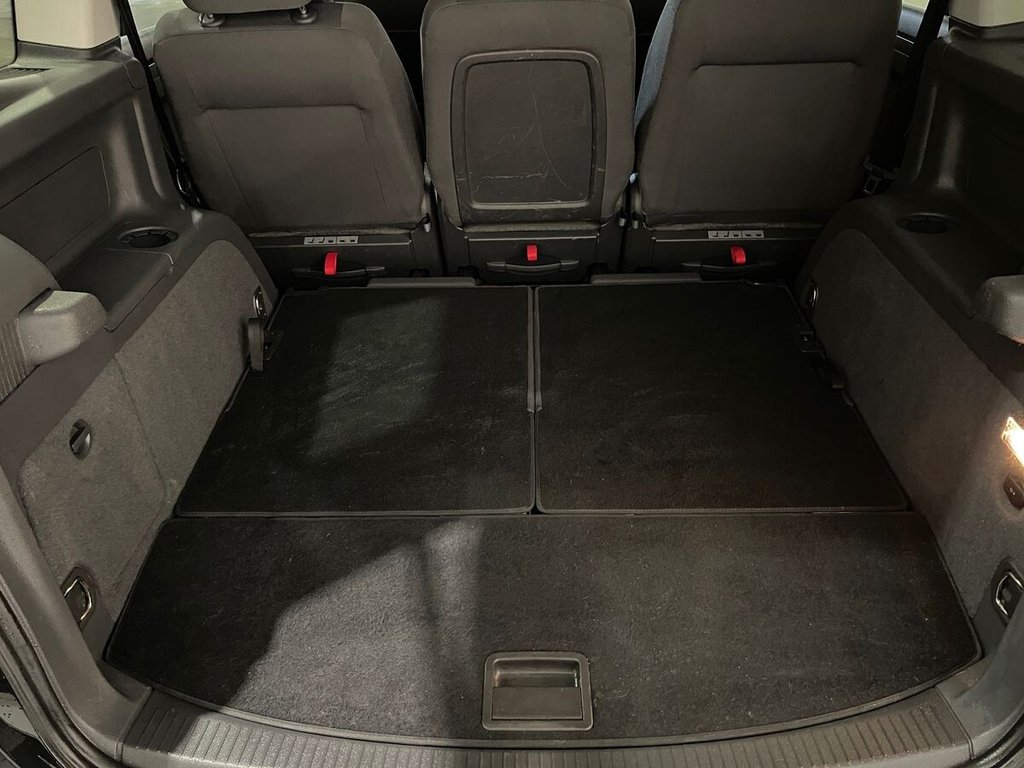 Used Volkswagen Touran 2014 for sale - 77172264: Photo 27