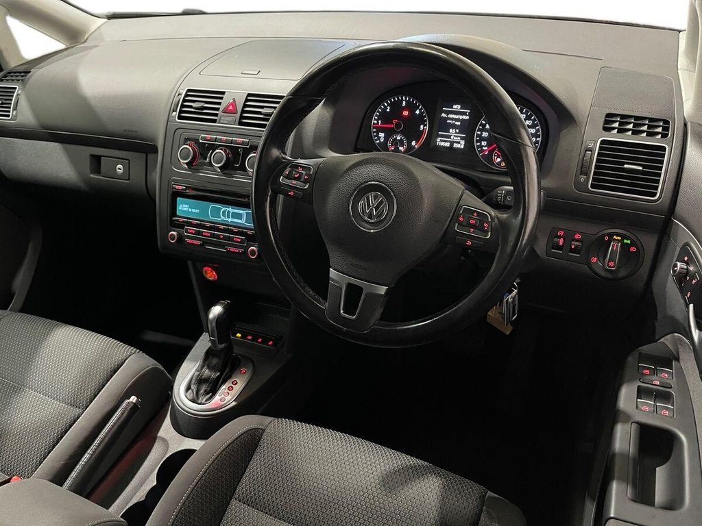 Used Volkswagen Touran 2014 for sale - 77172264: Photo 9