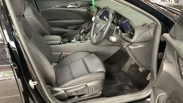 Used Vauxhall Insignia 2022 for sale - 76280110: Photo 9