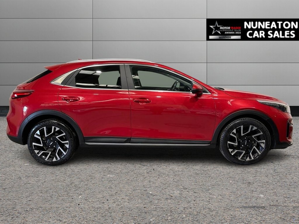 Used Kia XCeed 2022 for sale - 76280115: Photo 2