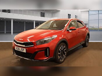 Used Kia XCeed 2022 for sale - 76280115: Photo 2