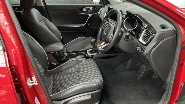 Used Kia XCeed 2022 for sale - 76280115: Photo 9