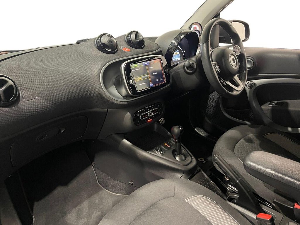 Used smart fortwo 2021 for sale - 76318733: Photo 15