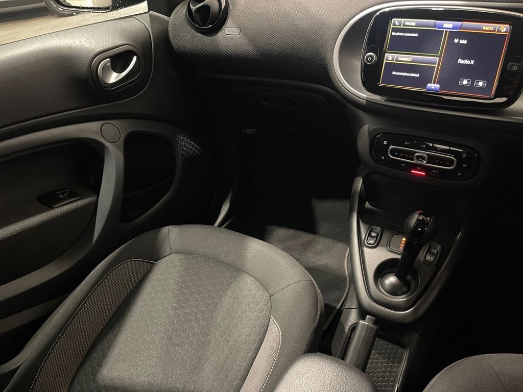 Used smart fortwo 2021 for sale - 76318733: Photo 17