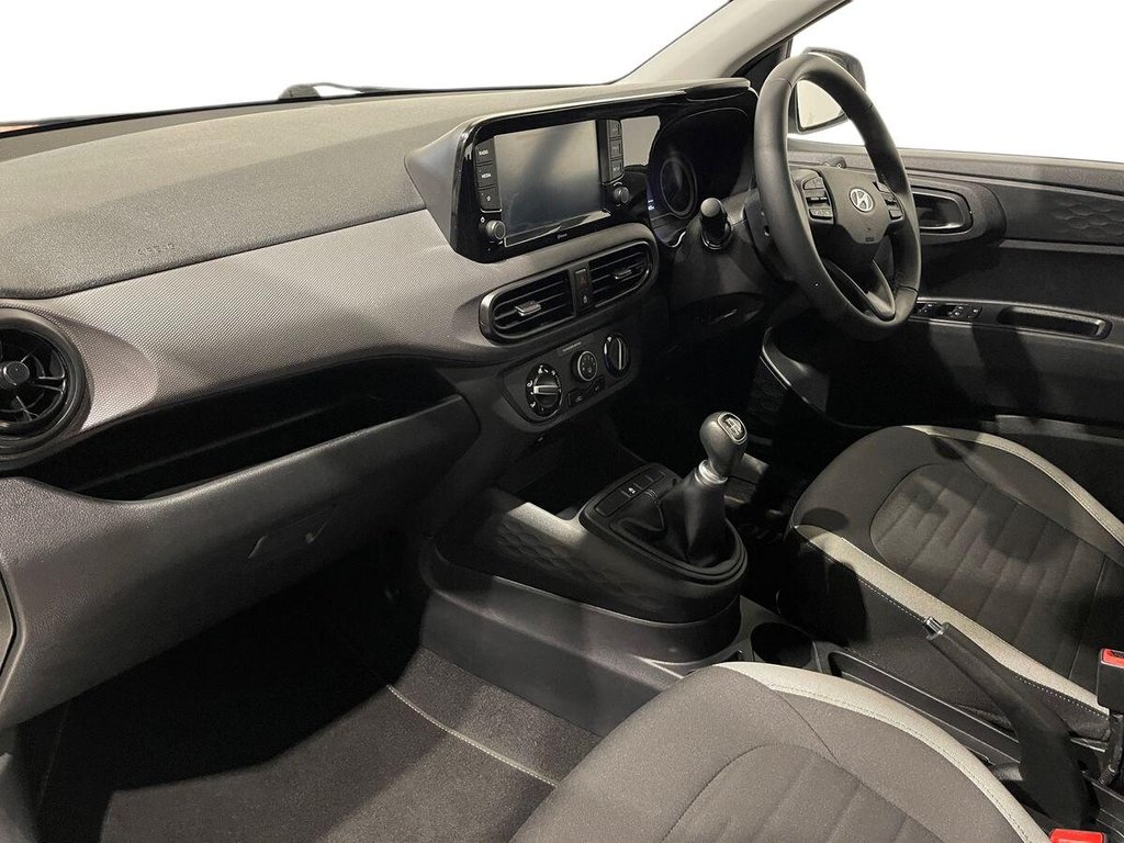 Used Hyundai i10 2021 for sale - 76470421: Photo 14