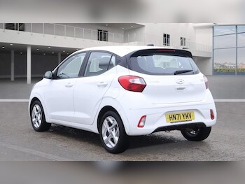 Used Hyundai i10 2021 for sale - 76470421: Photo